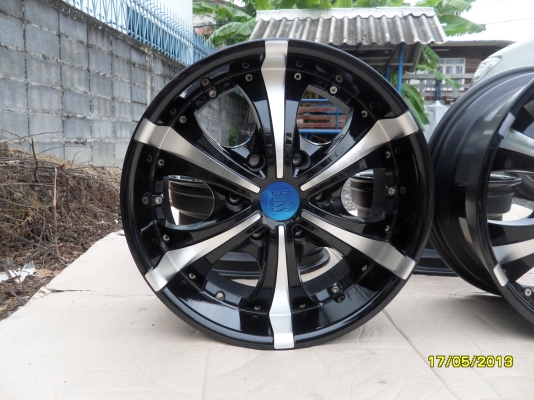 ขายแม็กใหม่LENSO 6รู139.7 ขอบ17 8นิ้ว จำนวน 4 วง ยังไม่เคยใช้