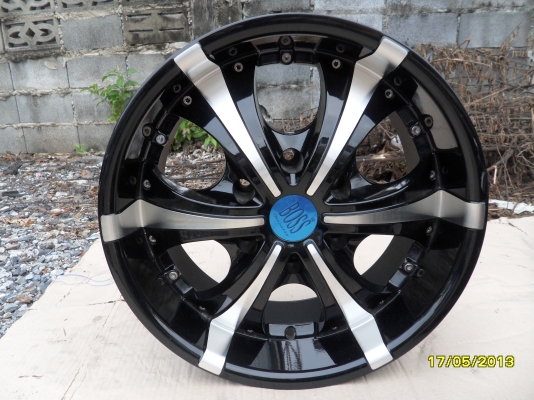 ขายแม็กใหม่LENSO 6รู139.7 ขอบ17 8นิ้ว จำนวน 4 วง ยังไม่เคยใช้