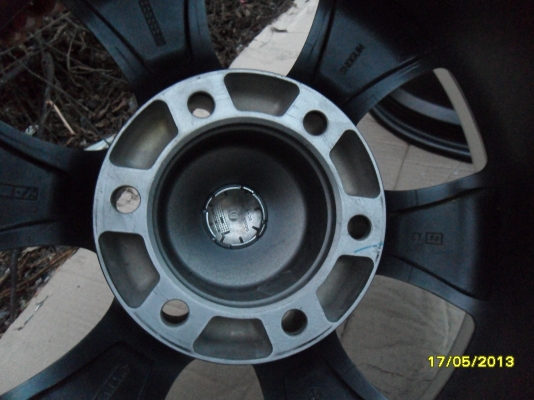 ขายแม็กใหม่LENSO 6รู139.7 ขอบ17 8นิ้วหน้าตื้นหลังลึก จำนวน 4 วง ยังไม่เคยใช้