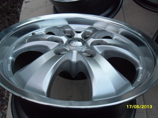 ขายแม็กใหม่LENSO 6รู139.7 ขอบ17 8นิ้วหน้าตื้นหลังลึก จำนวน 4 วง ยังไม่เคยใช้