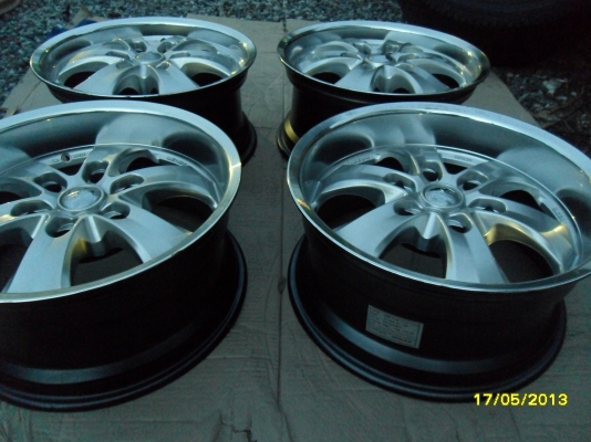 ขายแม็กใหม่LENSO 6รู139.7 ขอบ17 8นิ้วหน้าตื้นหลังลึก จำนวน 4 วง ยังไม่เคยใช้