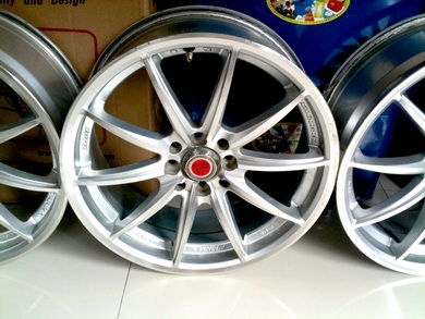 แม็กซ์ Lenso ขอบ 17 นิ้วรุ่น ninja VR01 4-100-114.3 ใส่ได้หมดครับ แม็กซ์ Lenso ขอบ 17 นิ้วรุ่น ninja VR01 4-100-114.3 ใส่ได้หมดครับ