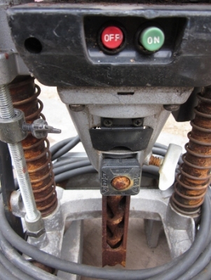 ขาย-เครื่องเจาะไม้ ยี่ห้อ MAKITA มือสองมาจากญี่ปุ่น สภาพดี ทนทาน ไฟ 110V ขาย-เครื่องเจาะไม้ ยี่ห้อ MAKITA มือสองมาจากญี่ปุ่น สภาพดี ทนทาน ไฟ 110V