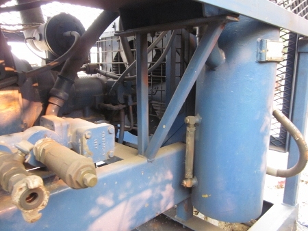 ขาย-เครื่องปั๊มลมแบบเครื่องยนต์ INGERSOLLAND: ดีเซล 3 สูบ 15 บาร์ เครื่อง perkin มือสองนำเข้าจากญี่ปุ่น