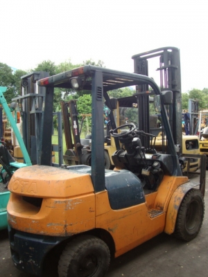 ขายรถโฟล์คลิฟท์ TOYOTA 7FD25 เครื่องยนต์ดีเซล เสาสูง 4 เมตร เกียร์ธรรมดา ฮิ้งโฟล์ค ขายรถโฟล์คลิฟท์ TOYOTA 7FD25 เครื่องยนต์ดีเซล เสาสูง 4 เมตร เกียร์ธรรมดา ฮิ้งโฟล์ค