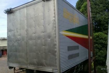 ขายตู้เปียก สภาพสวย (อู่เอกชัย) ใส่ FC4J ขนาด (2.3 x 4.4 เมตร) พื้นสวย ขาย 75,000