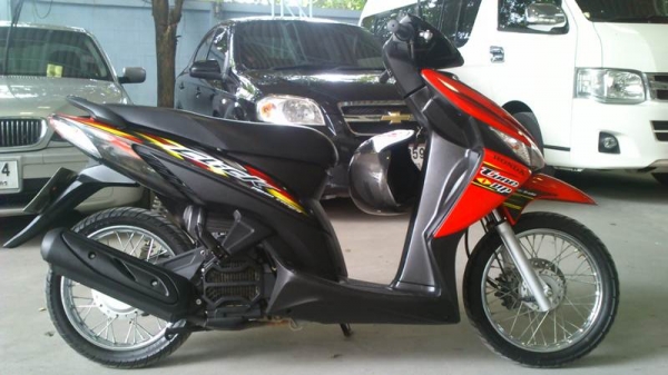 ขาย มอไซค์ คลิ๊ก ด่วนครับ