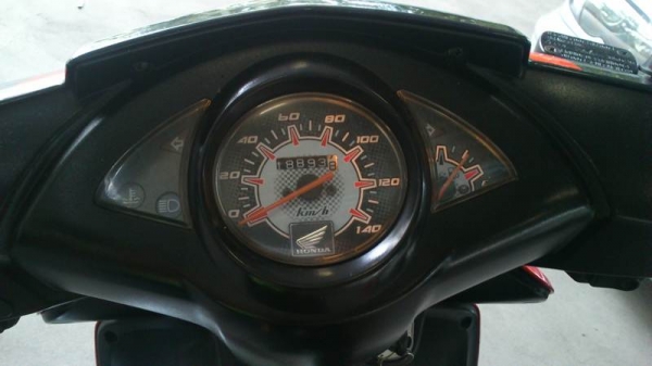 ขาย มอไซค์ คลิ๊ก ด่วนครับ