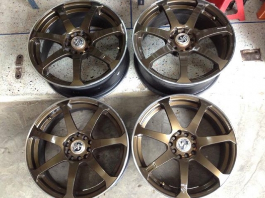 ขายล้อมือสอง model 7. ขอบ17 5/100,5/114. กว้าง 7 นิ้ว