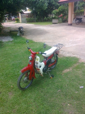 ขายc100 โคลงแท้  รถสภาพสวยตามรูป เครื่องเวฟ 110