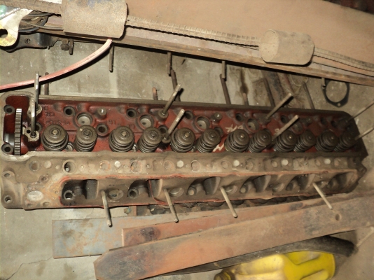 ขายฝาสูบ 240 เป็นรอยซุดหน่อย ไม่มีรอยเเตกรับประกัน