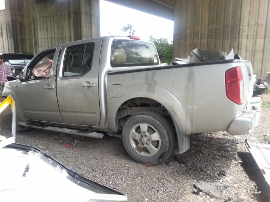 ขาย NAVARA 4ประตู พร้อมทะเบียน