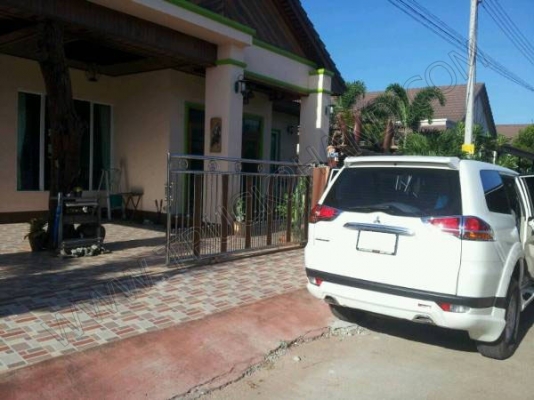 รถยนต์ ยีห้อ MITSUBISHI รุ่น PAJERO SPORT ปี 2010