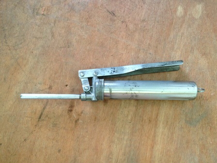 ขายกระบอกอัดจารบี YAMADA ขนาด 1.5" x 9"