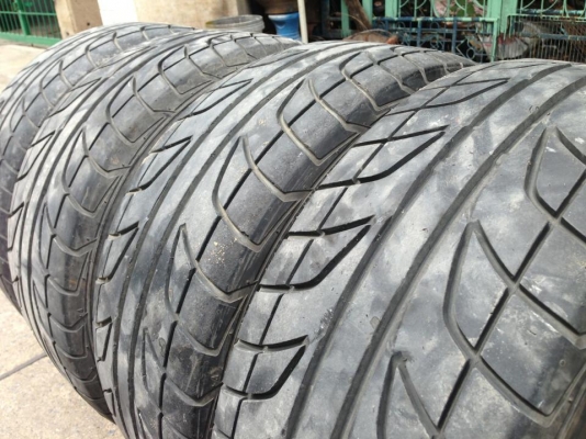 **** ขายยางเทพ RE01 ขอบ 15  ชุดละ 2800 ****