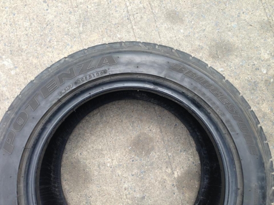 **** ขายยางเทพ RE01 ขอบ 15  ชุดละ 2800 ****