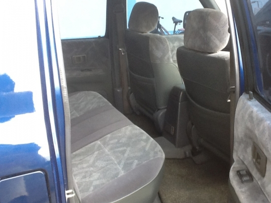 ขาย Toyota sport cruiser ปี02 เครื่อง2500 D4Dเกียร์ธรรมดา