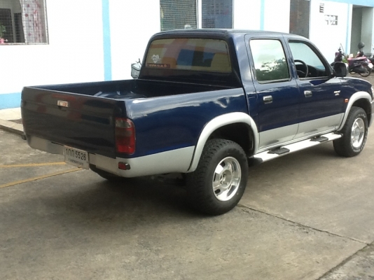 ขาย Toyota sport cruiser ปี02 เครื่อง2500 D4Dเกียร์ธรรมดา