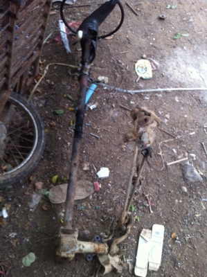 ขายพวงมาลัย datsun620(ช้างเหยียบ)พร้อมกระปุก ราคา 2000 บาท ขายพวงมาลัย datsun620(ช้างเหยียบ)พร้อมกระปุก ราคา 2000 บาท