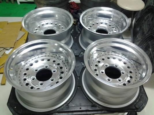 หยดน้ำ Japan 15x8.5 ET-34