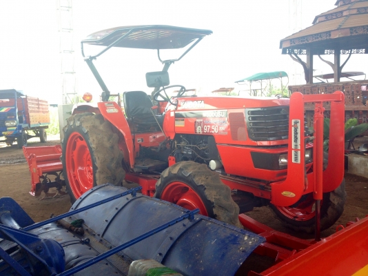 ขายด่วน !! รถไถคูโบต้า M 5000 สวยสภาพเดิมๆ พร้อมผานตราช้าคูโบต้า และโลตาลี่ตราช้างคูโบต้ากว้าง 2 เมตร ราคาต่อคุยกันได้ครับ