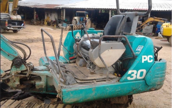 ขาย โคมัตสุ PC30-7 เจ้าของขายเอง