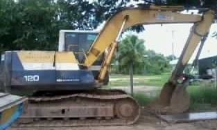 KOMATSU PC 100-5 เครื่องเดิมปั๊มเดิมแห้งดีแรงดีทำงานเร็วไม่มีโหลด ภายในเก๋งคอนโทรลยาวควบคุมง่ายคล่องตัวดี ภายนอกบอดี้รถสวยเดิมๆ บูมอาร์มไม่มีปะไม่มีดาม ช่วงล่างโรลเลอร์ โซ่บูทใบแทรกหนาดีประมาณ 60\% พร้อมทำงานได้เลย เอกสารสัญญาซื้อขาย ราคาต่อรองได้ครับ