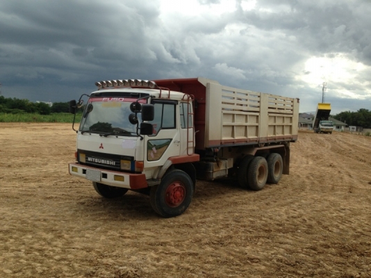 ขายMITSUBISHI TF58XXXX ดั๊มกระบะเหล็กโคราช สภาพสวยพร้อมใช้ ราคาต่อรองได้ ติดต่อได้ที่คุณ อ๊อฟ พิจิตร 086-737-9991