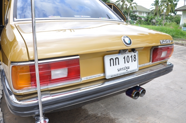 ขาย BMW 520 (รถบ้าน เจ้าของขายเอง) ขาย BMW 520 (รถบ้าน เจ้าของขายเอง)