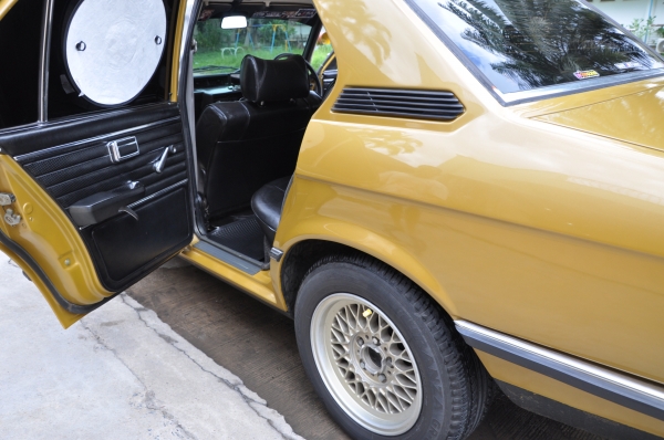 ขาย BMW 520 (รถบ้าน เจ้าของขายเอง) ขาย BMW 520 (รถบ้าน เจ้าของขายเอง)