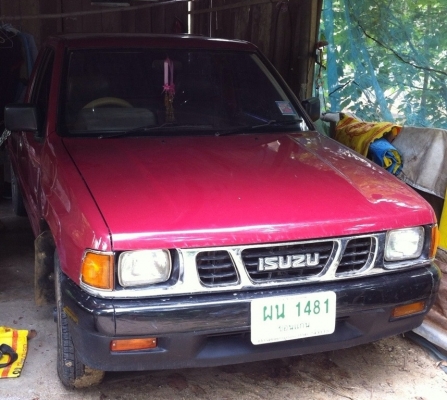 ISUZU TFR มังกรทอง SPARK EX 2.5 MT ปี 37 เครื่อง 90 HP รถบ้านสวยมากๆครับสีสันบางเดิมทั้งคัน เครื่องแห้งแรงดีไม่มีเยิ้ม ภายในเก๋งคอนโซลสวยครบ แอร์เย็น พวงมาลัยธรรมดา กระบะปูพื้นยางลายเนอร์ไม่มีผุ ช่วงล่างแน่นคัชซีสวยเดิมมากๆครับ ยางสภาพดี 4 เส้นประมาณ 70\%