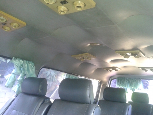 ขายรถตู้ NISSUN URVAN ปี 1992 เครื่องดี แอร์เย็น รถสวยใช้งาน พร้อมโอน พร้อมใช้งาน....