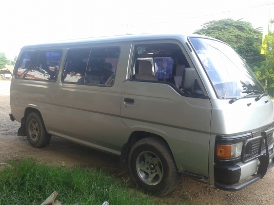 ขายรถตู้ NISSUN URVAN ปี 1992 เครื่องดี แอร์เย็น รถสวยใช้งาน พร้อมโอน พร้อมใช้งาน....