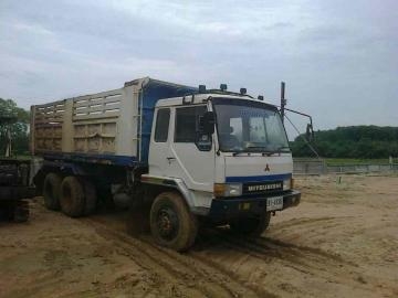 ขายรถบรรทุกสิบล้อดั๊มพ์ Mitsubishi TD เครื่อง 6D16 ด.โคราช ยาง 70\% ทะเบียนพร้อม