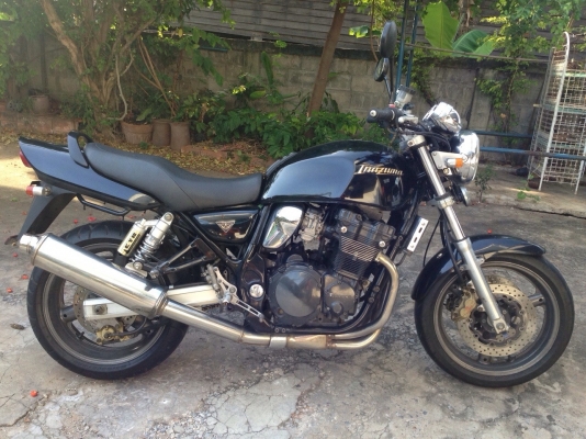 suzuki inazuma400