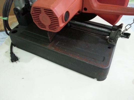 แท่นตัดไฟเบอร์ยี่ห้อ maktec รุ่นmt241 สภาพดีๆพร้อมใช้งานครับ