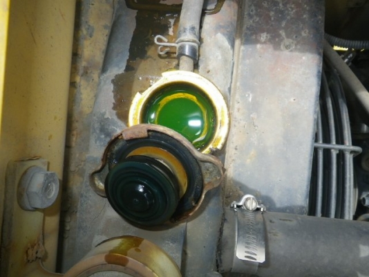 Komatsu D20P-7E ช.ม 2,298 เก่านอกพร้อมใช้ สวยสภาพเดิม