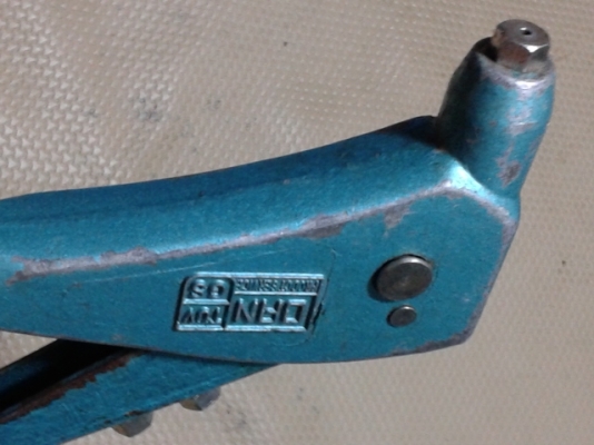 กรรไกรตัดโลหะ GERMANY