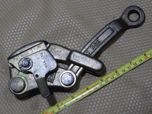 คีมจับดึงลวดสลิง หรือเหล็กเส้น ก็ได้