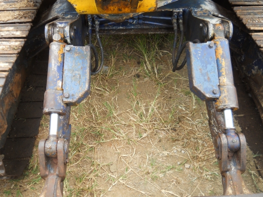 ขายแบ็คโฮKOMATSU PC40-3พร้อมใช้ปั๊มแรงทำงานทั้งวันไม่มีโหลด