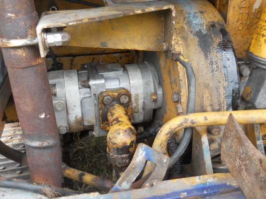 ขายแบ็คโฮKOMATSU PC40-3พร้อมใช้ปั๊มแรงทำงานทั้งวันไม่มีโหลด