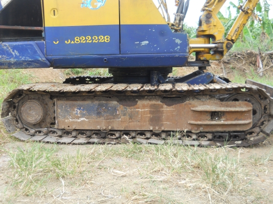 ขายแบ็คโฮKOMATSU PC40-3พร้อมใช้ปั๊มแรงทำงานทั้งวันไม่มีโหลด