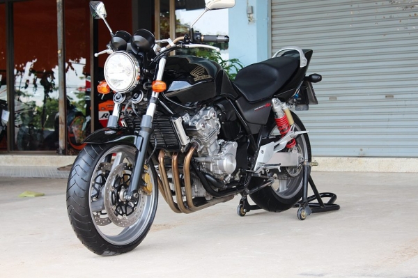 แม็กสิงห์บุรี//CB400 V-TEC4 REVO ปี2008 pgm-fi สภาพสวย สีเดิม ทะเบียนพร้อมโอน 195000 ด่วน