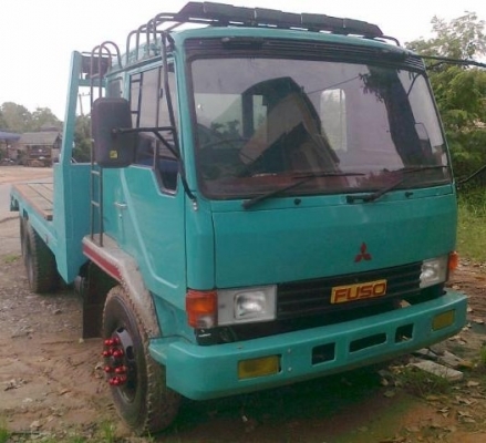 MITSUBISHI FUSO FN527 - 195 HP 6D16 รถหางปลาสิบล้อ 2 เพลา ใช้ลาก PC-200 ได้เลยครับ เครื่องแน่นแรงดีมากไม่มีเยิ้ม ภายในเก๋งคอนโซลสวยครบพร้อมไม่มีผุกร่อน พวงมาลัยเพาเวอร์ ระบบเบรคทริ๊ปฟี้ครบครัน ช่วงล่างคัชซีสวย ยางสภาพดี 10 เส้นประมาณ 70\% พร้อมลากพร้อมบรรท