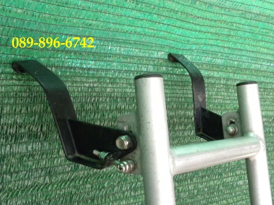 ขายบันไดหลัง รถตู้โตโยต้า หัวจรวด ขายบันไดหลัง รถตู้โตโยต้า หัวจรวด