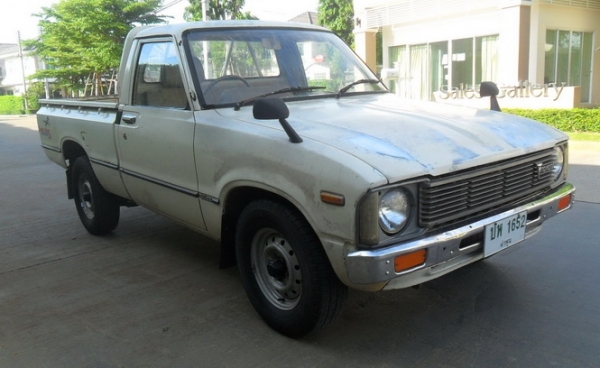 เจ้า HILUX ม้ากระโดด  4 ขอ