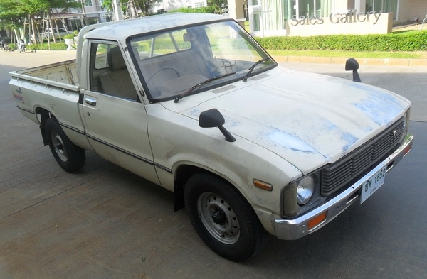 เจ้า HILUX ม้ากระโดด  4 ขอ