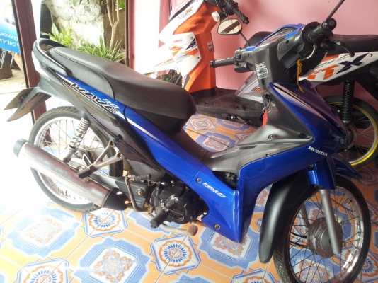 เวป110 สีน้ำเงินปี2010  สีชมภูขาวปี2011 ทั้ง2คัน ขายรวมเลยคับ