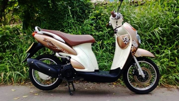 (หัวฉีด) Jelato 2012 ฟ้าดำ วิ่งน้อย ขายถูกๆ ต่อรองได้เป็นพันครับ (หัวฉีด) Jelato 2012 ฟ้าดำ วิ่งน้อย ขายถูกๆ ต่อรองได้เป็นพันครับ