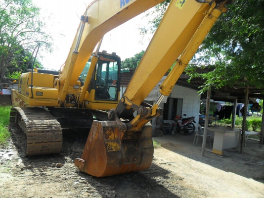 Komatsu PC200-7